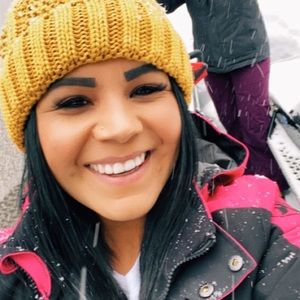 Meet your Posher, Jennie